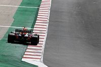 Verstappen pensó que no había controles en la curva 14