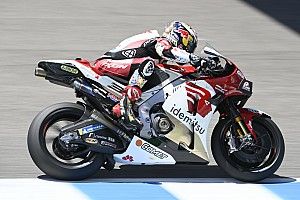 Nakagami snelste in derde training, zware crash voor Marquez