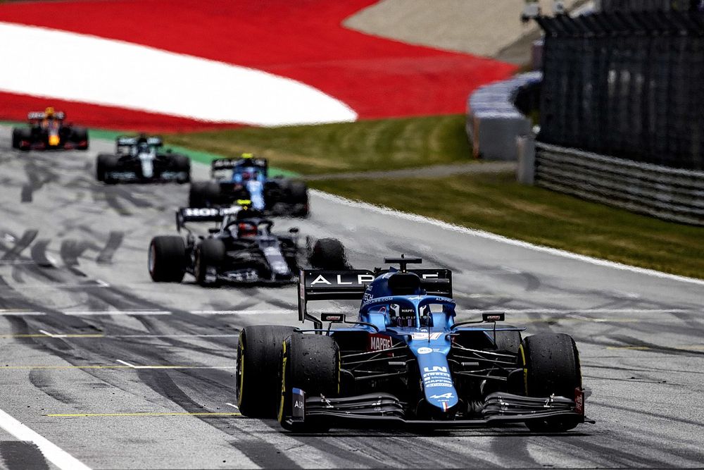 Guanyu Zhou, Alpine A521, Pierre Gasly, AlphaTauri AT02, and Esteban Ocon, Alpine A521