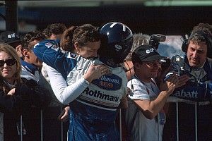 Ma 59 éves Damon Hill, 1996 Forma-1 bajnoka és Schumacher régi nagy riválisa