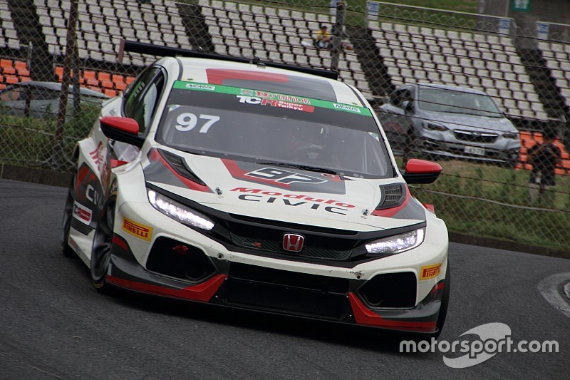 「ようやく勝てた……」97号車の中野信治、ST-TCR今季初Vに安堵