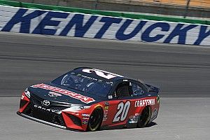 Third at Kentucky puts Erik Jones back into playoff contention