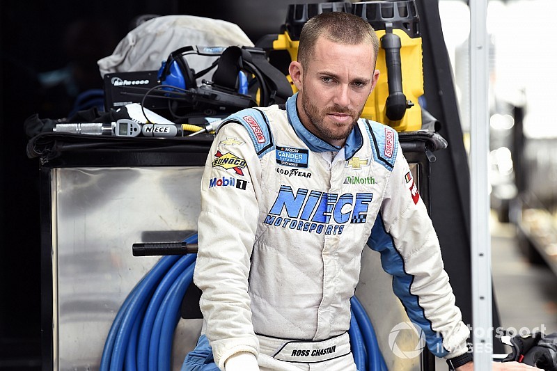 Chastain domina e vence etapa de Pocono da Truck Series