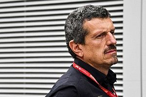 Steiner: "Magnussen veya para, Hulkenberg kararını etkilemedi"