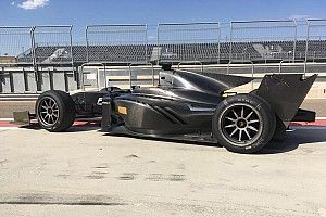 Pirelli провела первые полноценные тесты 18-дюймовых шин для Формулы 2
