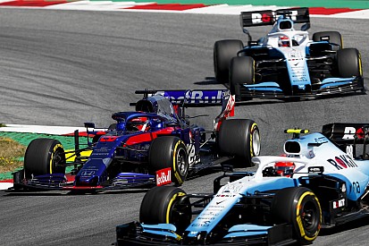 Parádés: így fedezte le Russellt Kubica az Osztrák Nagydíjon (videó)