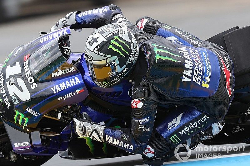 Viñales se mantiene al frente en Le Mans a pesar de la lluvia