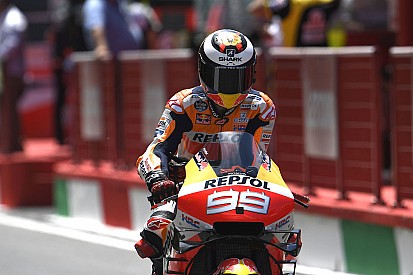 Vite fatigué au guidon de sa Honda, Lorenzo survit un peu