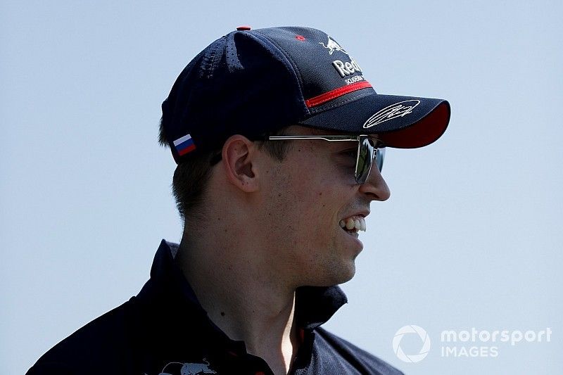 «Сейчас я пилот Toro Rosso. Если ситуация изменится, мы будем реагировать». Квят о слухах про возвращение в Red Bull