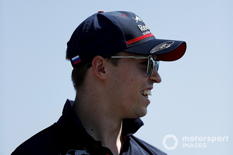 «Сейчас я пилот Toro Rosso. Если ситуация изменится, мы будем реагировать». Квят о слухах про возвращение в Red Bull
