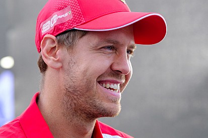 Vettel compie 32 anni e la Scuderia Ferrari gli fa gli auguri di buon compleanno