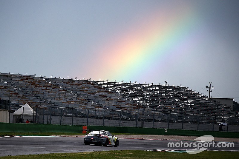 Carrera Cup Italia, su Kujala e Bonaldi splende già... l'arcobaleno