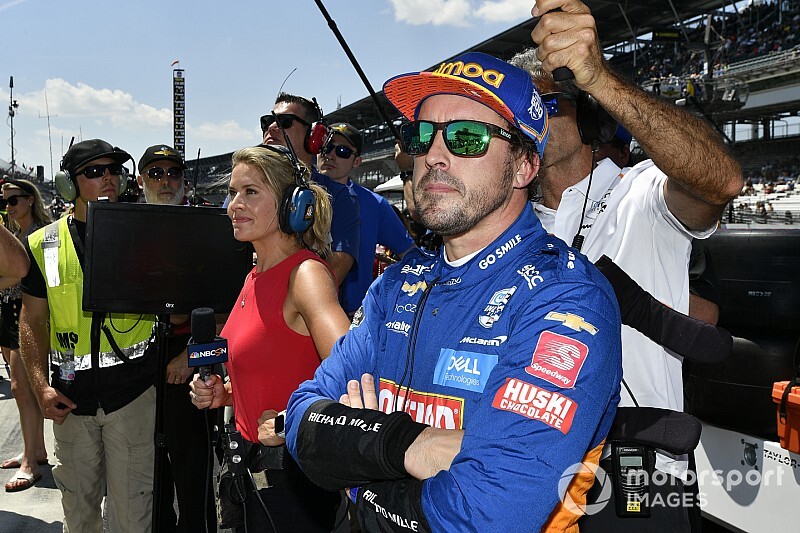アロンソ、マクラーレンからインディ500参戦へ。”3冠”目指し3度目の挑戦