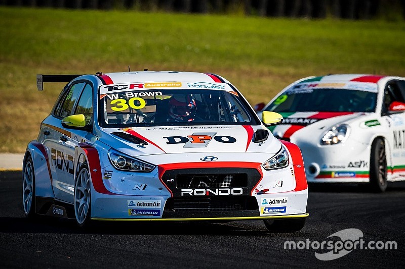 Sydney TCR: Brown doubles up in Race 3