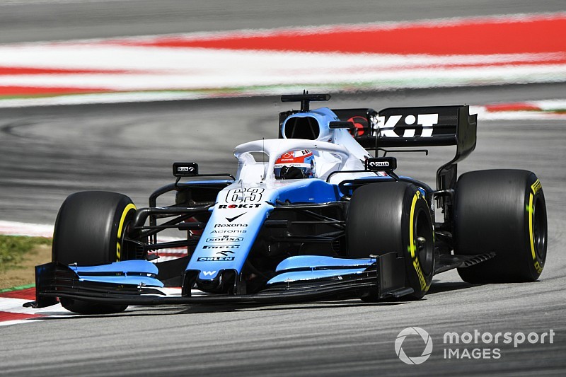 Williams поменяла своим пилотам шасси перед Гран При Испании