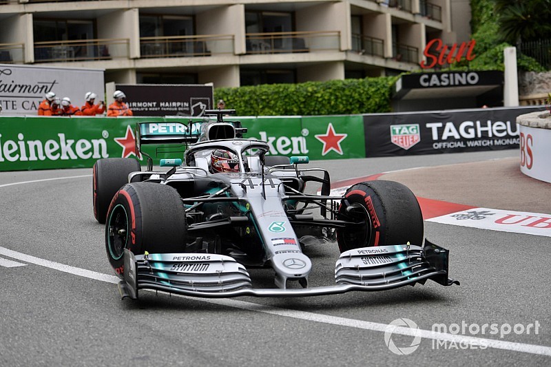 Monaco, Libere 2: Hamilton fa volare le Mercedes, poi c'è Vettel staccato