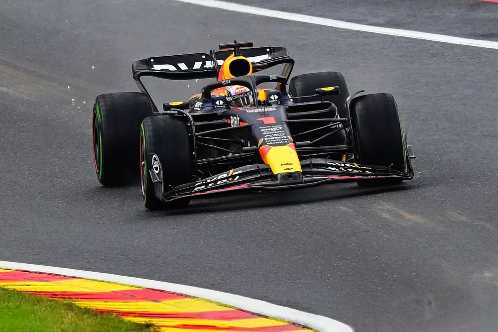 Max Verstappen, Red Bull Racing RB19 
