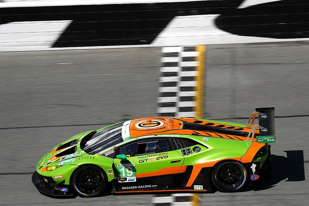 Grasser met vier Lamborghini’s naar DTM