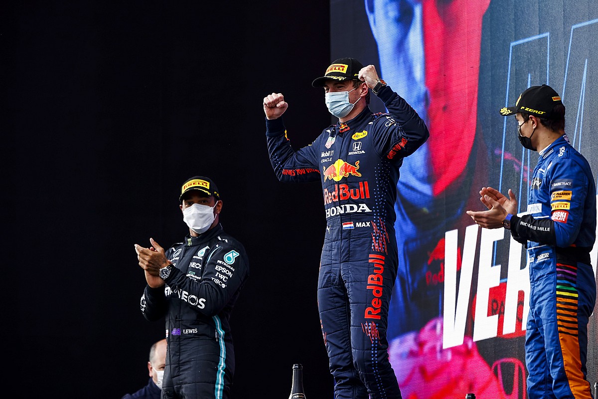 Hamilton: “Ik kan me dit jaar geen misstap veroorloven”