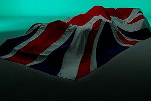 Сегодня пройдет презентация команды Aston Martin. Она обещает стать самой помпезной в сезоне