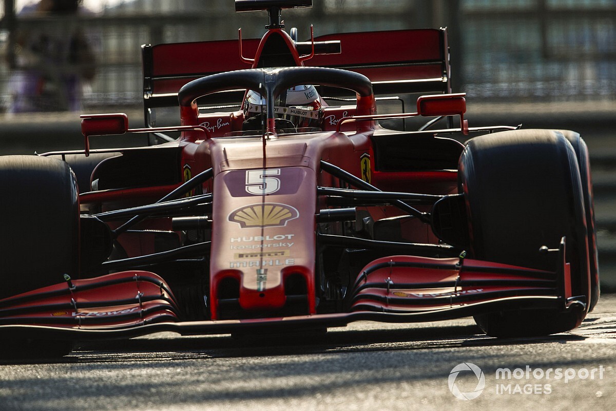 Villeneuve: "Vettel, 2020 sezonu bittiği için mutlu olacak"