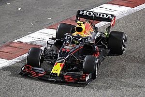 Vídeo: así se descompuso el Red Bull de Pérez en Bahrein