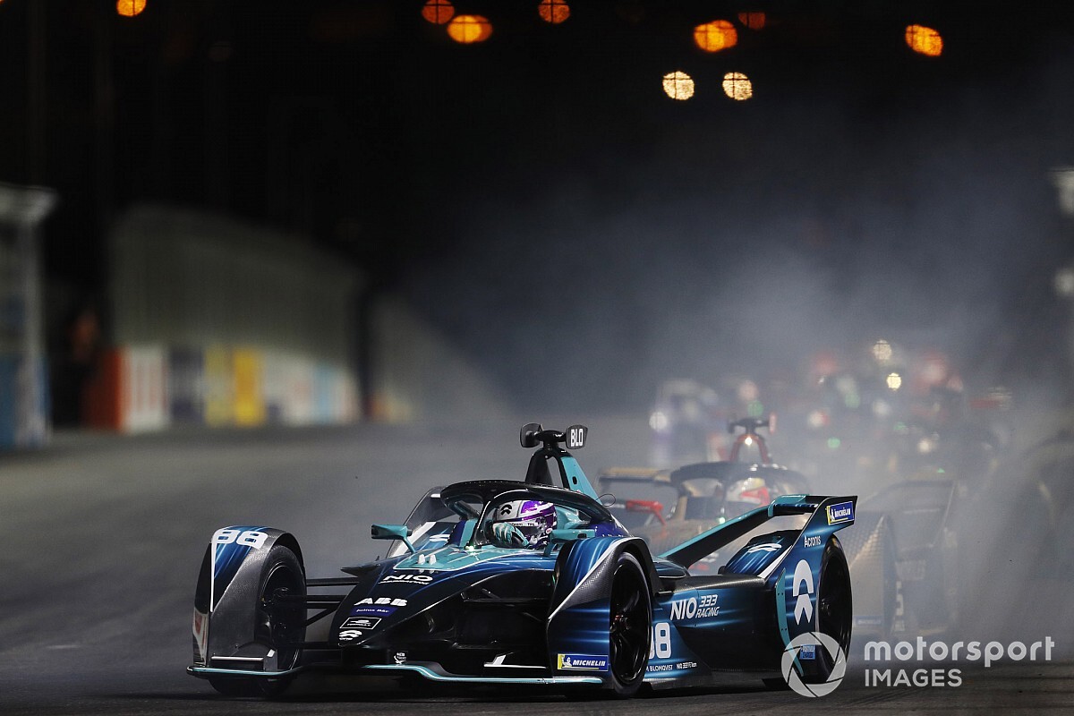 Suudi Arabistan'daki Formula E yarışında füze saldırısı iddiası!