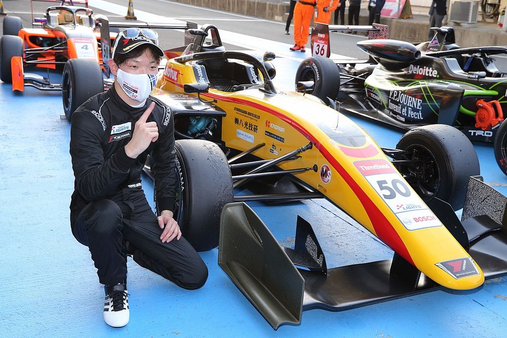 2021年スーパーフォーミュラ・ライツが開幕。富士大会は名取鉄平、佐藤蓮、三宅淳詞が勝利を分け合う