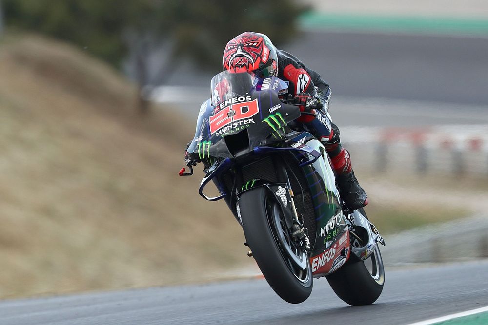 Bagnaia bestraft, Quartararo pakt pole in Portugal