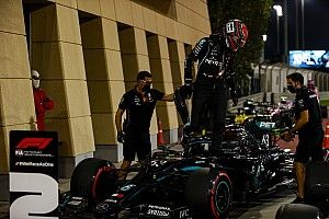Russell, "destrozado" tras perder su primera pole por 26 milésimas