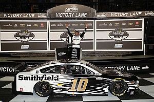 Almirola z trzeciego pola