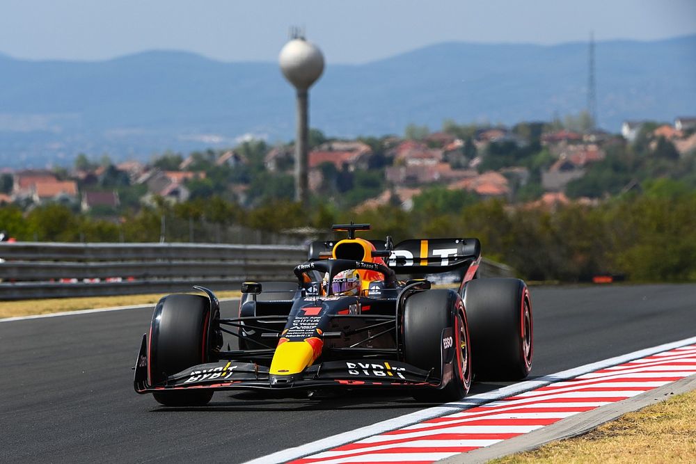 Yeni vites kutusuna geçen Verstappen ceza sınırına yaklaştı