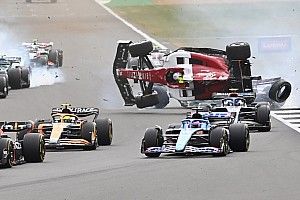 Fotogallery F1 | Il terribile incidente di Zhou da più angolazioni