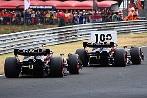 VIDEO: Boze Verstappen doet zijn beklag op de radio