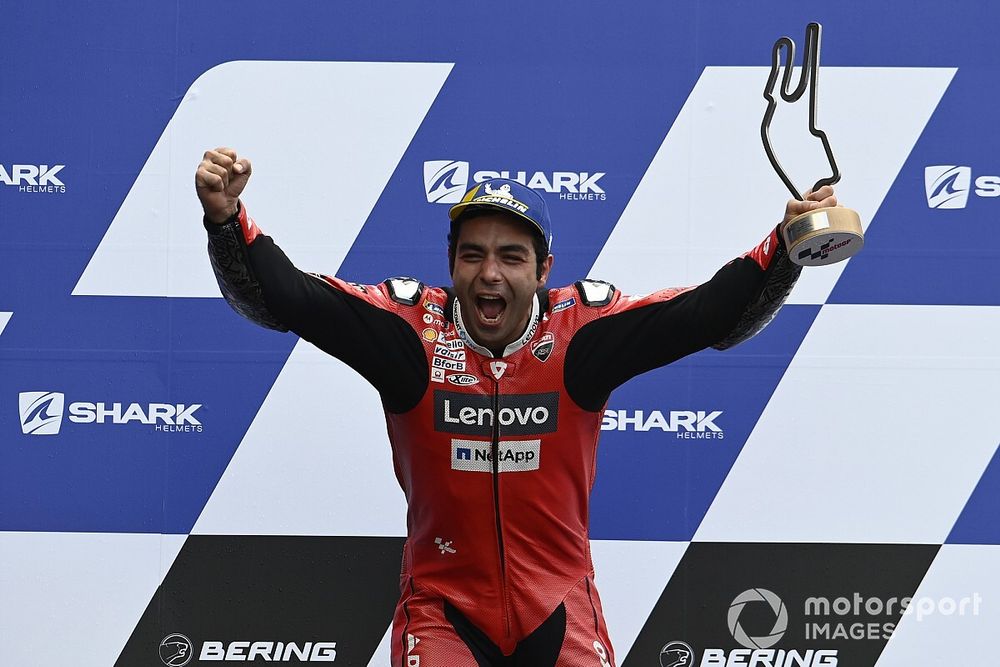 Podio: ganador Danilo Petrucci, Ducati Team