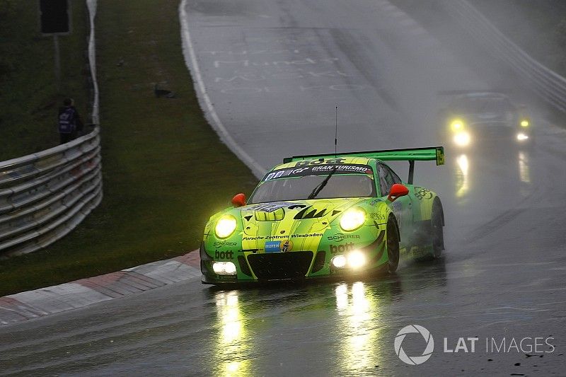 #912 Manthey Racing Porsche 911 GT3 R: Richard Lietz, Patrick Pilet, Frédéric Makowiecki, Nick Tandy