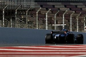 Mercedes prueba unas nuevas luces traseras para la FIA