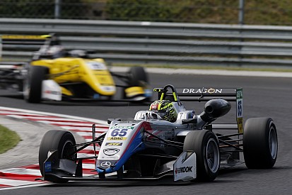 EK F3 Hungaroring: Ahmed superieur, Ticktum valt uit