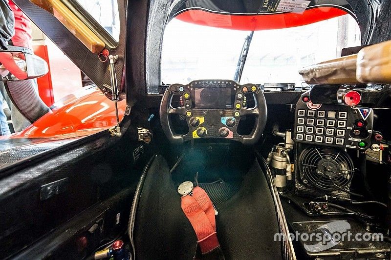 Le cockpit de l'ORECA #39 du Graff Racing