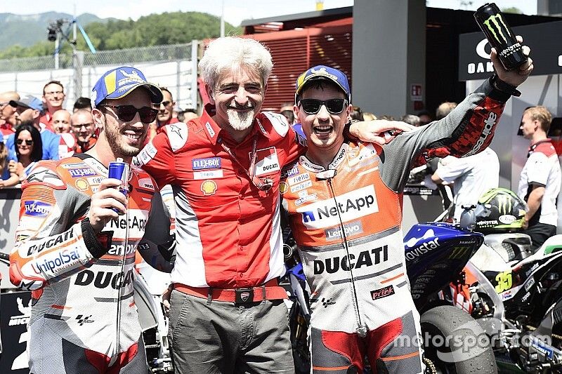 Andrea Dovizioso, Ducati Team, Gigi Dall'Igna, General Manager Ducati Team, Jorge Lorenzo, Ducati Team