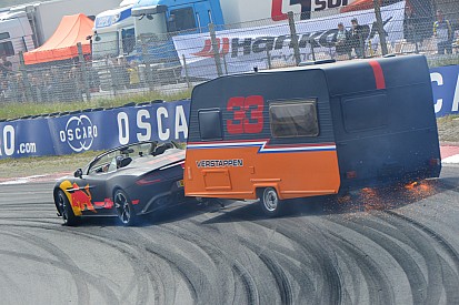 Bijzondere Red Bull-demo's in de jaren '10: Caravanrace Zandvoort