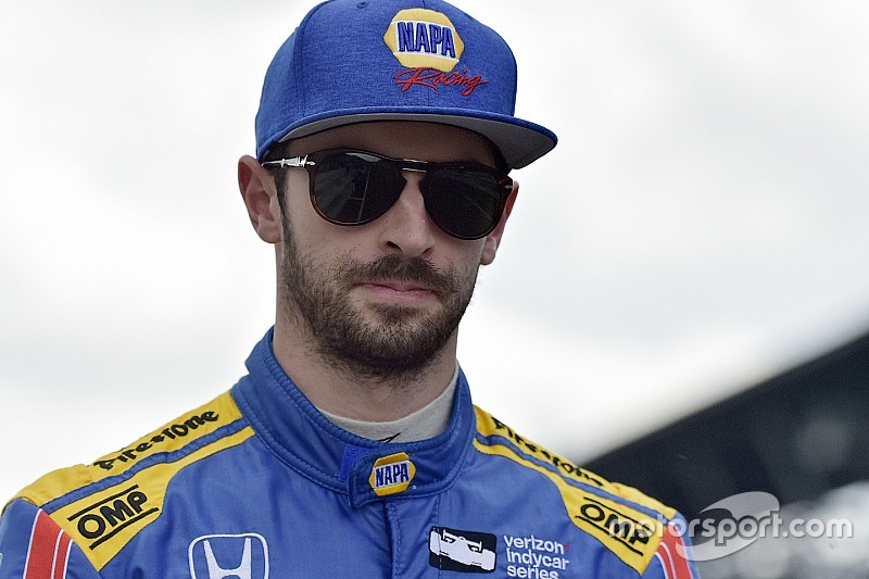 Rossi échappe de justesse à un terrible accident