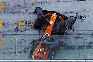Foto confirma pintura inteiramente laranja da McLaren