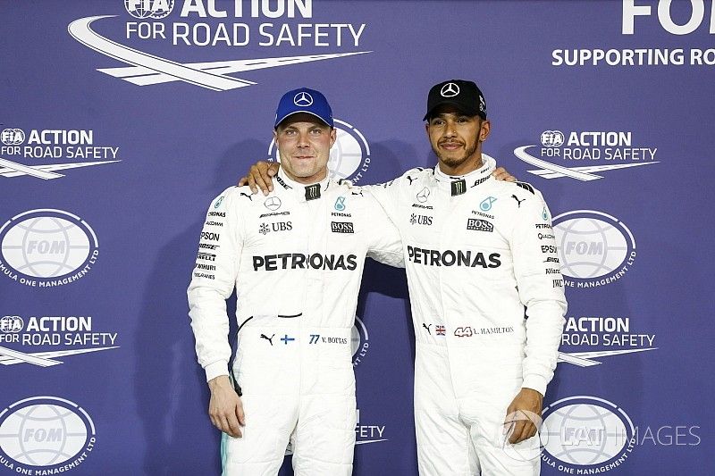 Eerste rij voor Valtteri Bottas, Mercedes AMG en Lewis Hamilton, Mercedes AMG