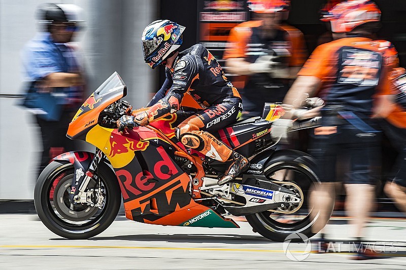 KTM sürücüleri takımın gelişiminden memnun