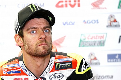 Crutchlow: "Pontosan ugyanolyan a tempóm, mint Dovinak"