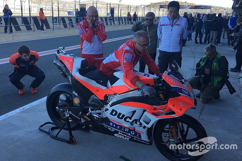 Ducati test noviembre Valencia