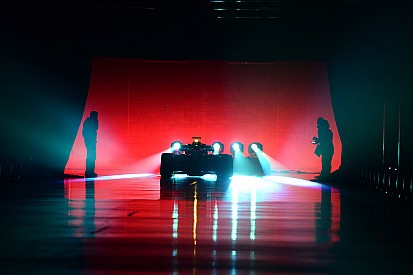 Mercedes annonce la présentation de sa F1 2019
