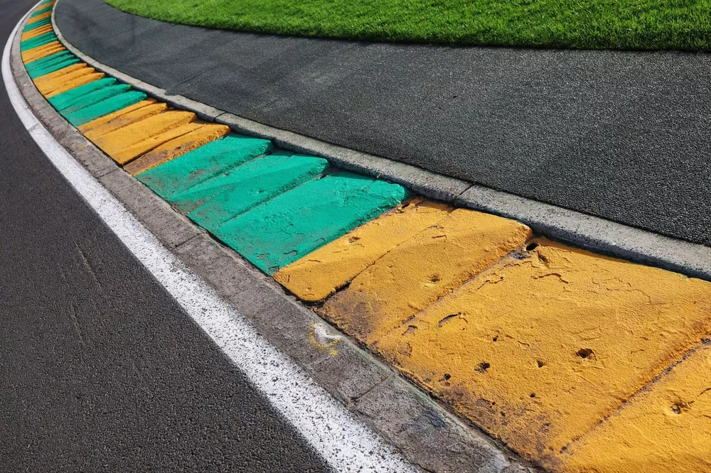 Kerbs detail