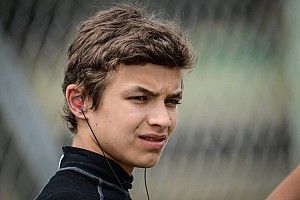 Norris returns to defend his TRS title